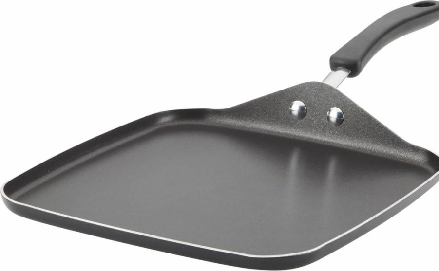 Farberware Diamondmax Nonstick 3-Quart Straining Saucepan with Lid, Dishwasher Safe, Black Cookware for Effortless Cooking